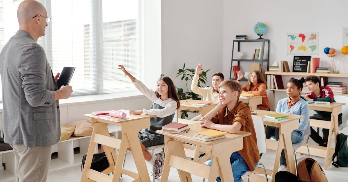 Concorso Funzionario Specialista in attività tecniche - Responsabile Area Tecnica - Edilizia Privata. presso Comune di Angera - 1 posti