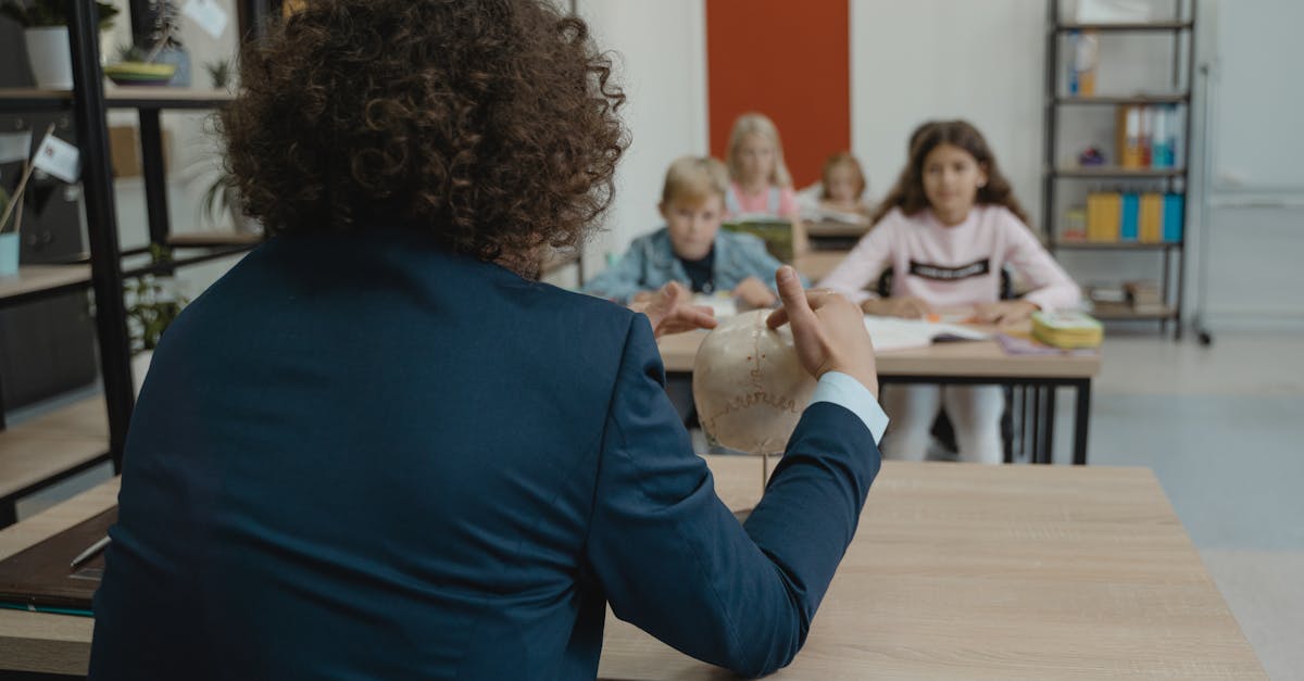 Concorso personale docente della scuola secondaria di primo e di secondo grado su posto comune e di sostegno presso Ministero dell'Istruzione - Ufficio Scolastico Regionale per l'Umbria - 24 posti (scad. 24 giugno 2026)